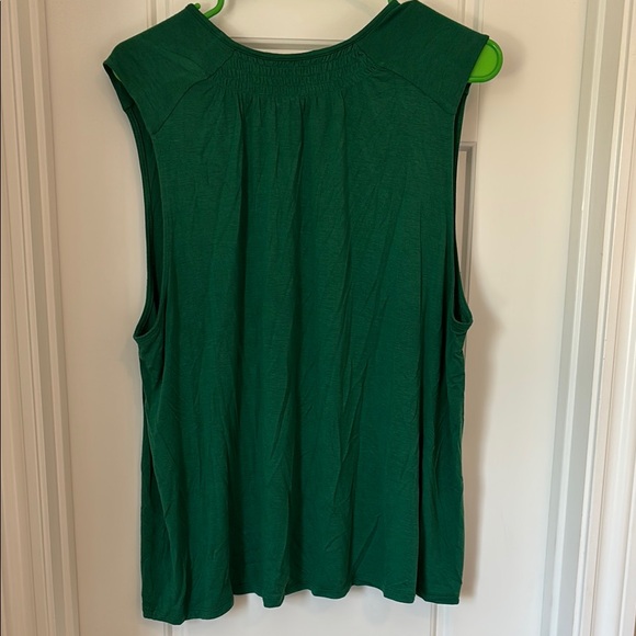 Banana Republic Green Pleated Sleeveless Top - Picture 8 of 10